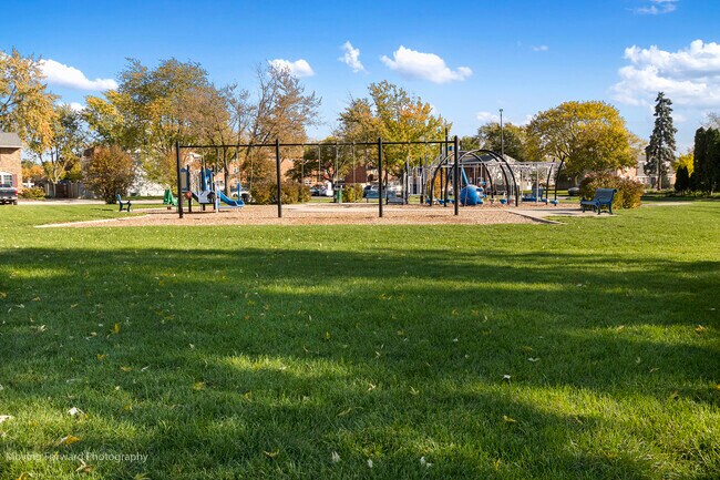 Building Photo - 938 Miller Ave