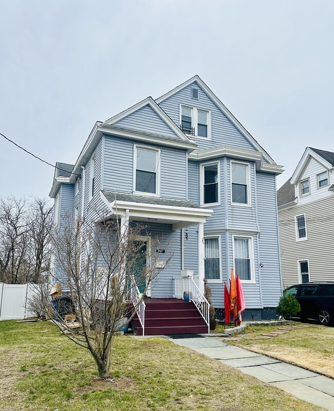 Building Photo - 158 Montgomery St