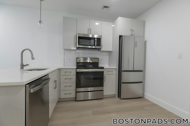 Foto del edificio - 1 Newcomb St