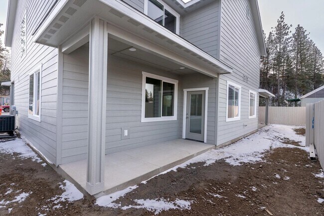 Foto del edificio - 608 S Howe Rd