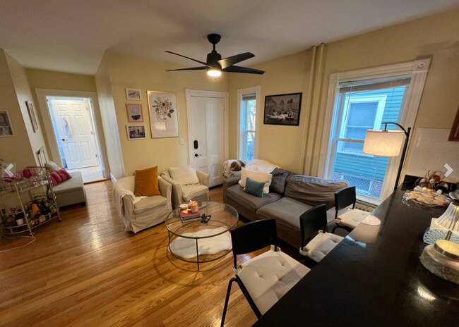 Building Photo - 42 Gorham St