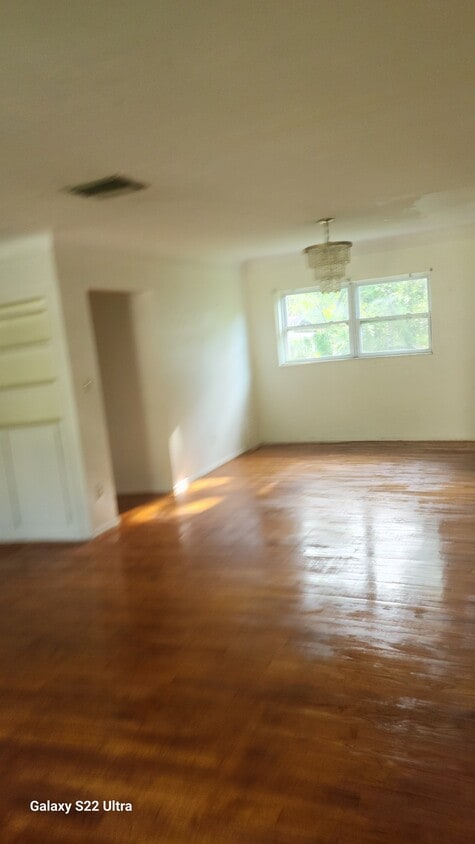 Foto principal - 5040 64th St N