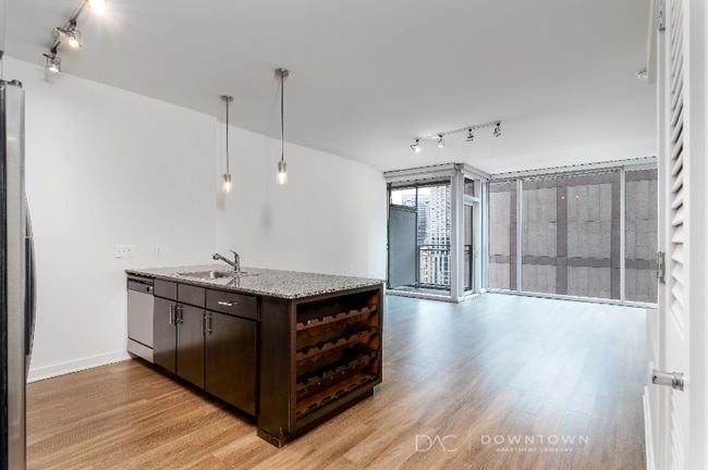 Photo - 300 W Grand Ave Apartment