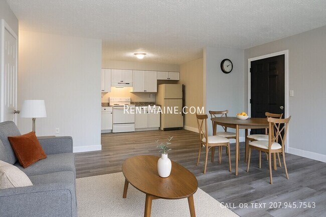 Foto del edificio - 16 Hillside Ln