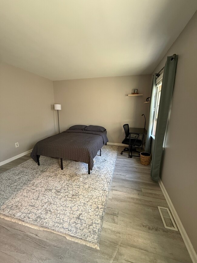 Foto del edificio - 2010 Dembrigh Ln