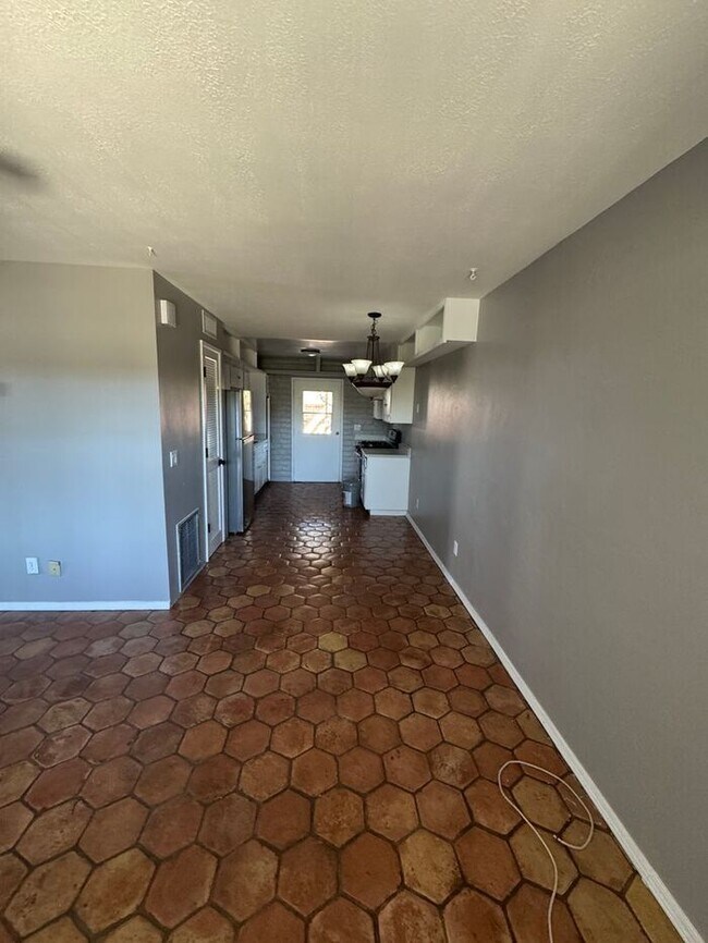 Foto del edificio - Charming 2 bedroom 1 bath