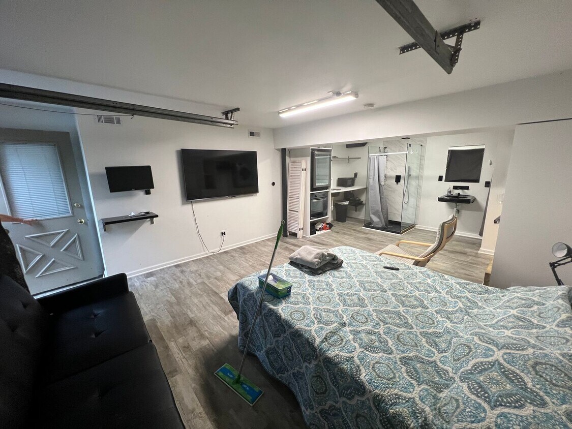 1549 E Foxcliff Dr S Martinsville, IN 46151 Alquileres en