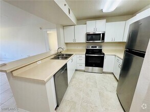 Building Photo - 8284 Key Royal Cir
