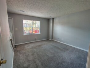 Building Photo - 16 Duiguid Dr