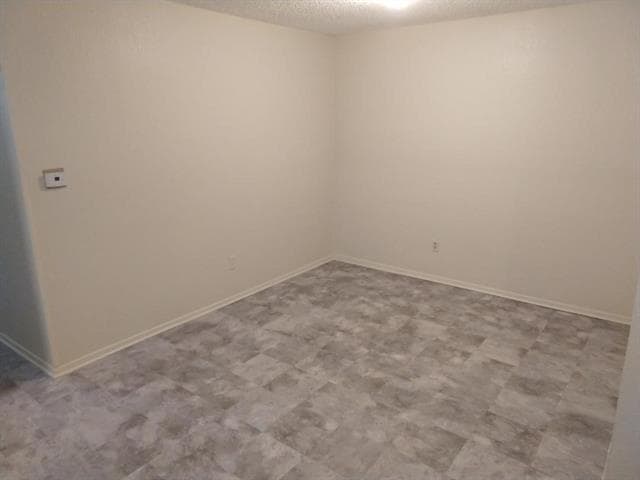 Building Photo - 2110 Valleywood Dr