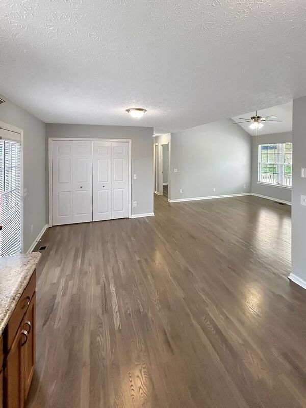 Building Photo - 109 Elder Dr
