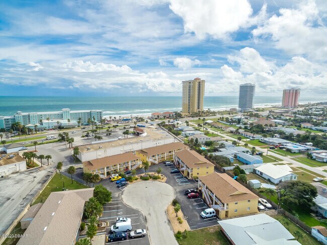 Foto del edificio - 436 Auburn Dr