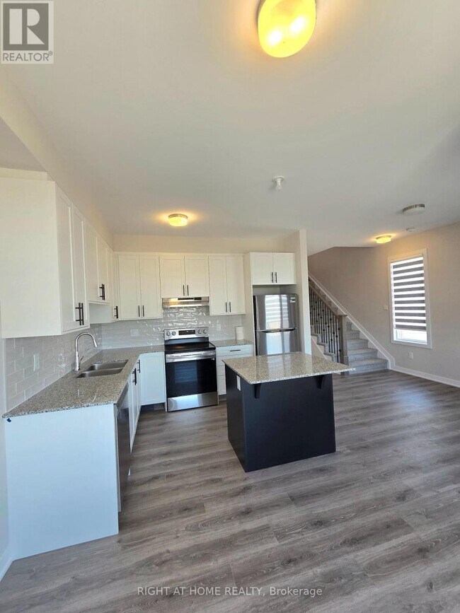 Building Photo - 837 Andesite Ter