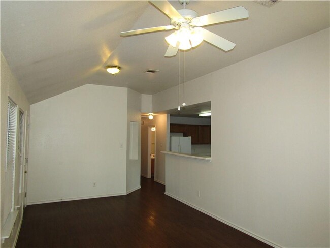 Building Photo - 8507 Apple Carrie Cove