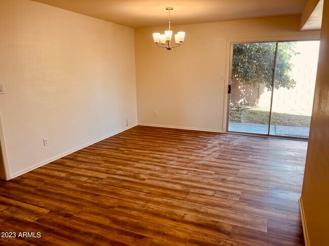Building Photo - 5141 E Blanche Dr