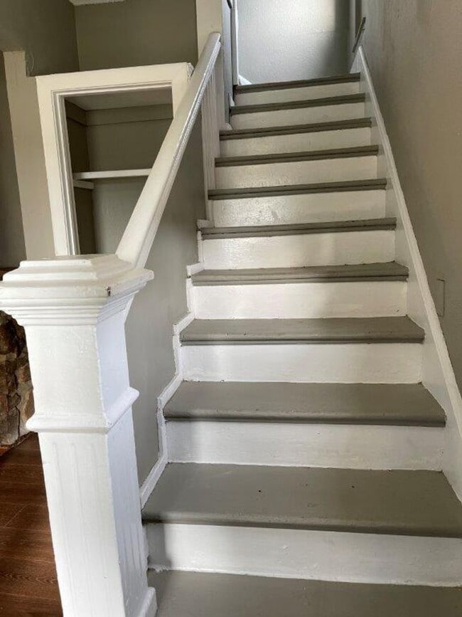 Photo - Charming 4 bed two story close to Plaza district! House