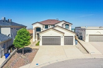Building Photo - 1627 Brillo Del Sol Ct