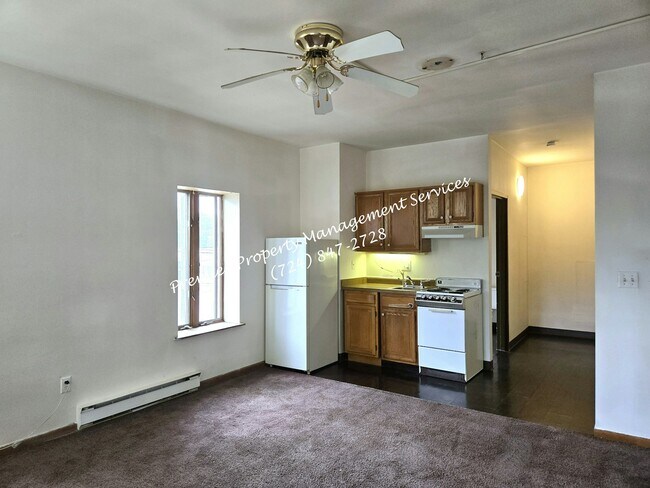 Foto del edificio - 518 W Cunningham St