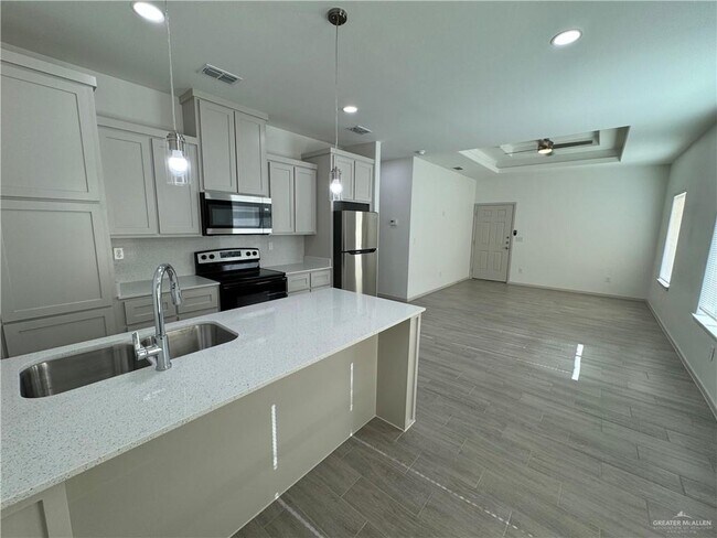 Foto del edificio - 16 N 58th St