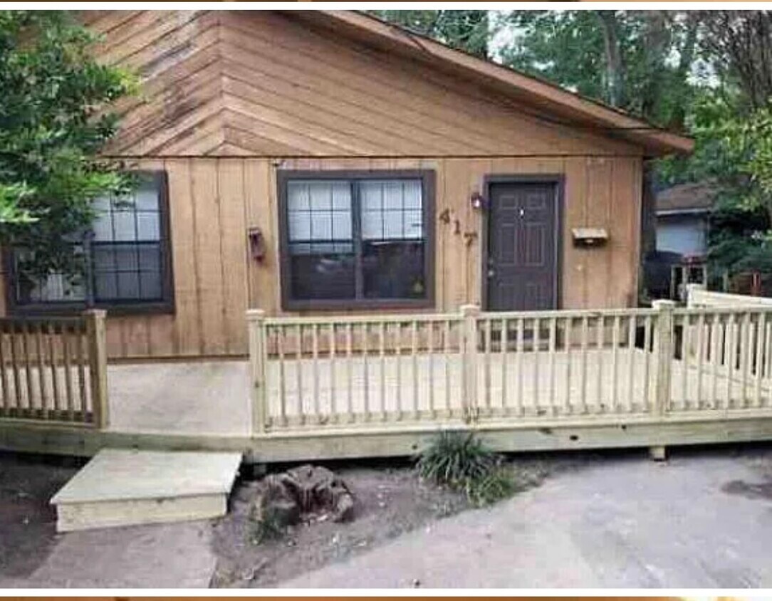 Primary Photo - 417 N Oceana Blvd