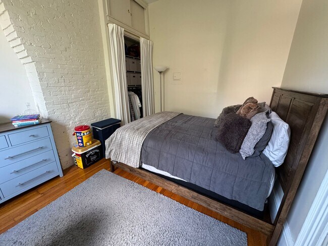 Foto del edificio - 305 Shawmut Ave