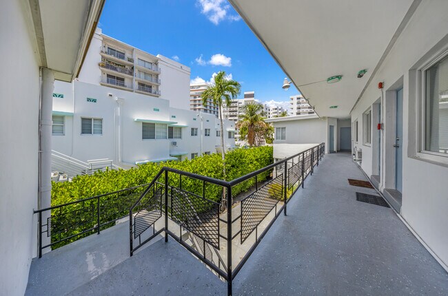 Foto del edificio - 6844 Abbott Ave