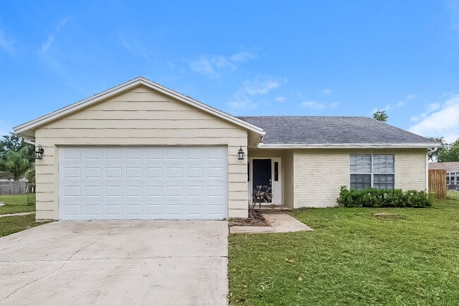 Building Photo - 7964 Putnam Cir