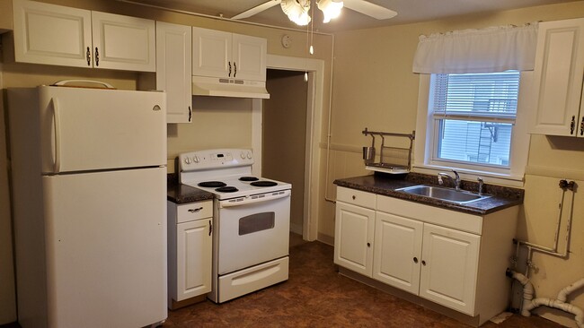 kitchen - 101 Pleasant St