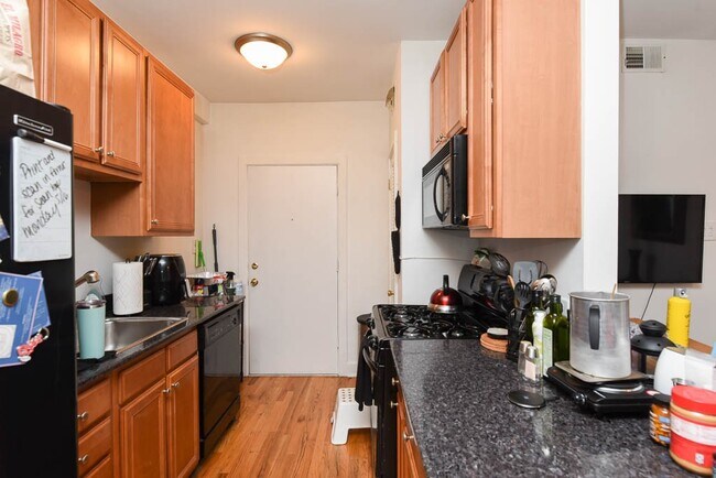 Foto del edificio - 921 W Sunnyside Ave