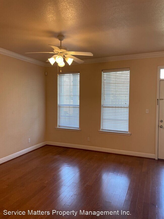Foto del edificio - 2 br, 2.5 bath House - 306 E Desoto St Unit 4