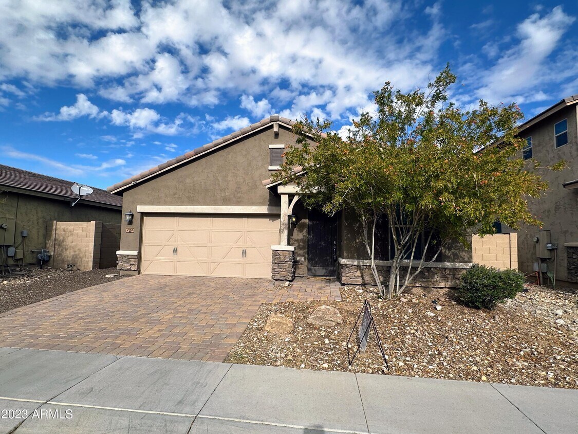Foto principal - 2952 W Westland Rd