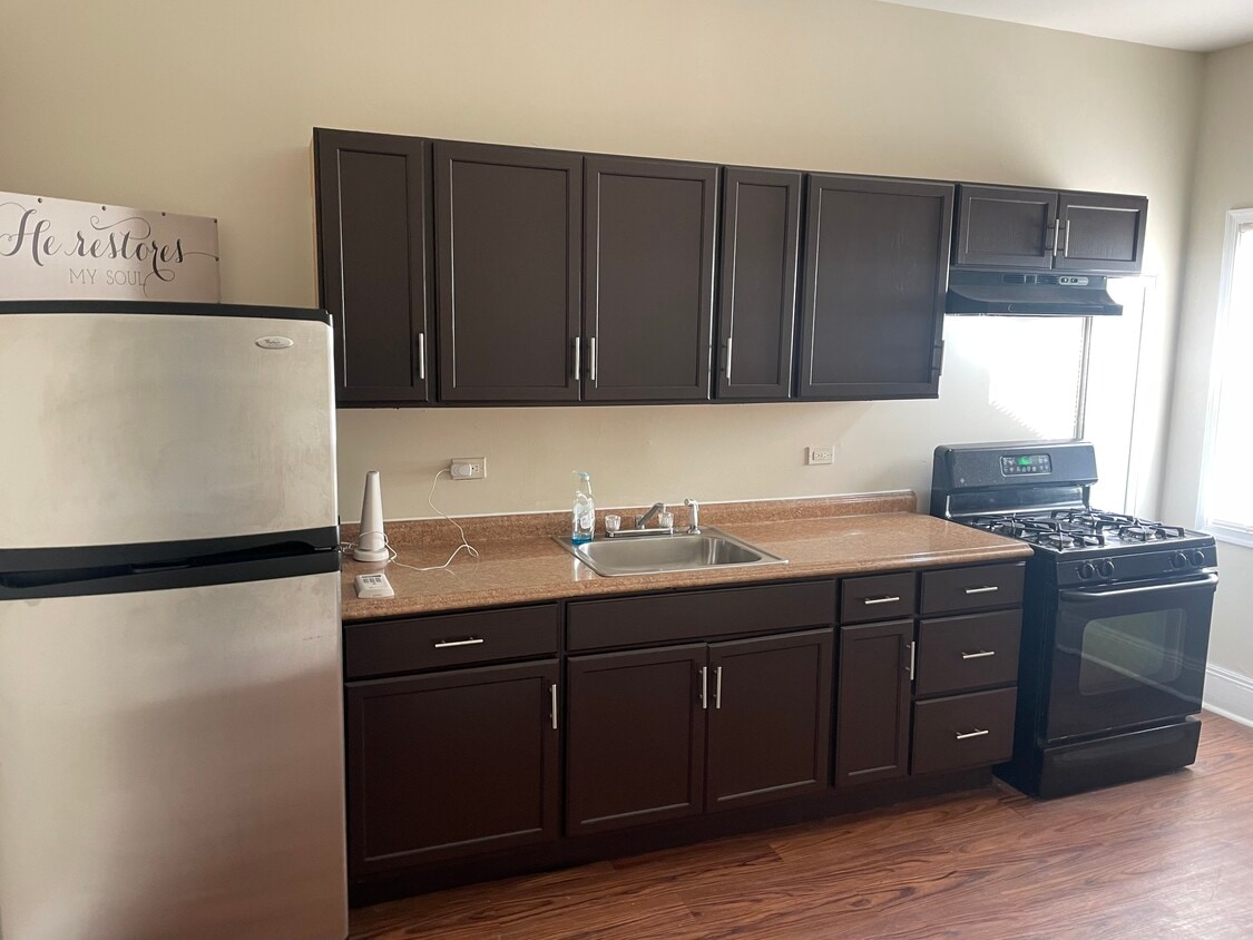 417 Rosecroft Terrace, Baltimore, MD 21229 Townhome Rentals in