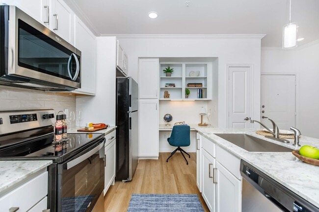 Building Photo - Modern Luxury, Exceptional Offers – Ask About Our Specials!