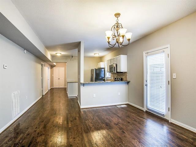 Building Photo - 407 S Windomere Ave