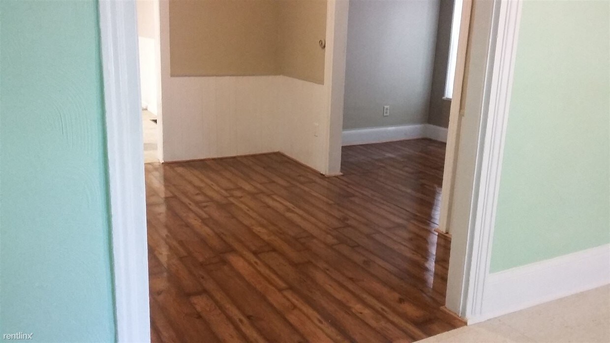 Foto principal - 137 Park Dr