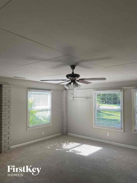 Building Photo - 6360 Garnet Dr