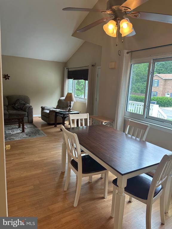 Building Photo - 312 White Sands Dr