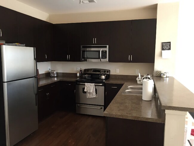 Foto del edificio - 425 Wilcox St
