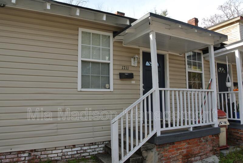 Foto principal - 1711 Le Grand St