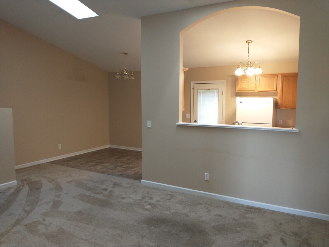 Primary Photo - 1533 Stonefield Dr