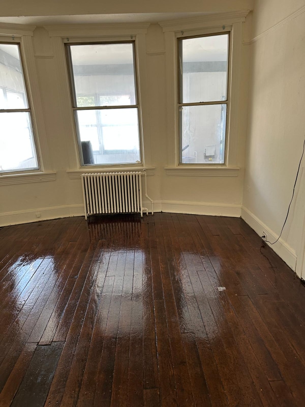 Primary Photo - 121 Kearney Ave