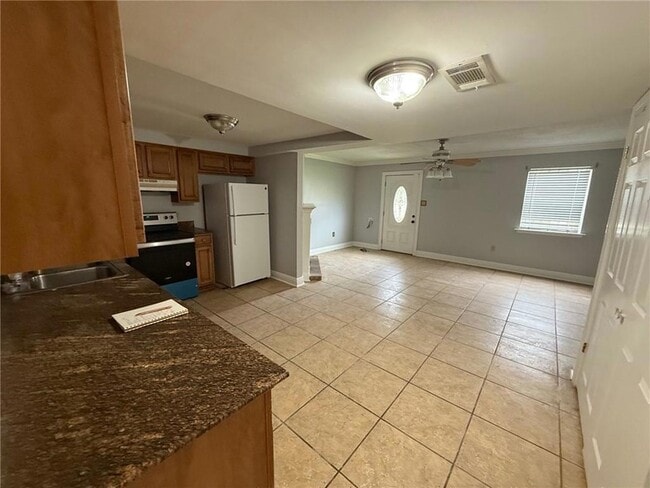 Building Photo - 4346 Sybil St