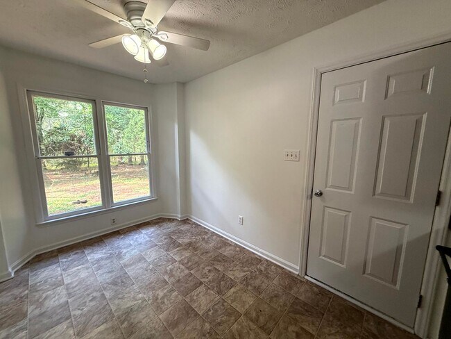 Foto del edificio - 5481 Landview Place~ Raintree