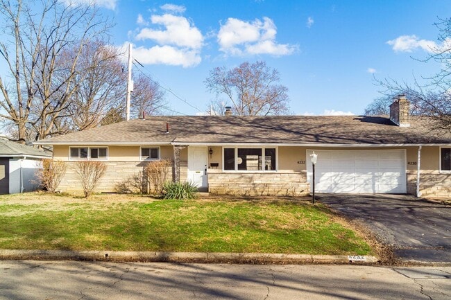 Building Photo - 4232 Eastlea Dr