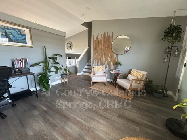 Building Photo - 6160 Grand Mesa Dr