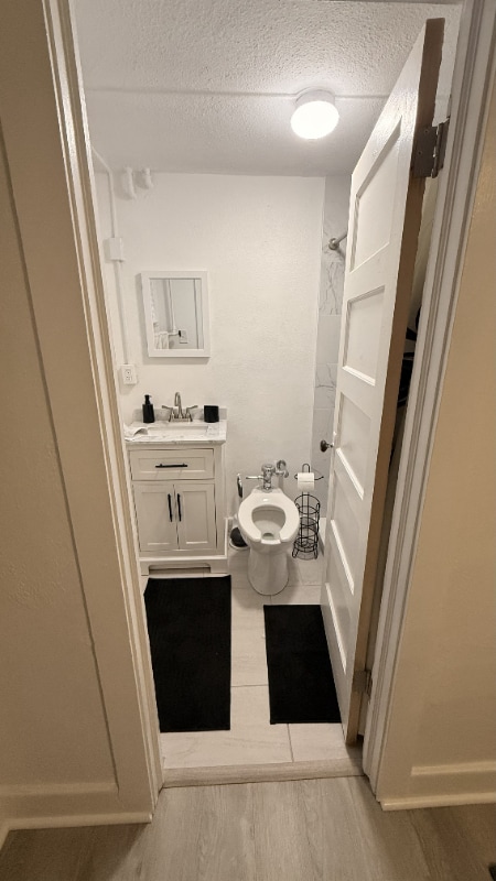 Building Photo - 820 N Humboldt St