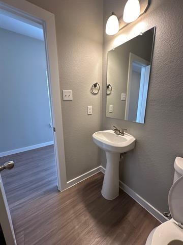 Building Photo - 3610 Apple Valley Way