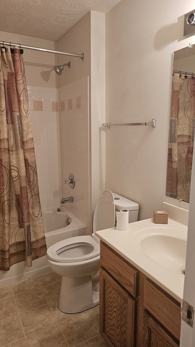 Building Photo - 4110 Lavender Ln