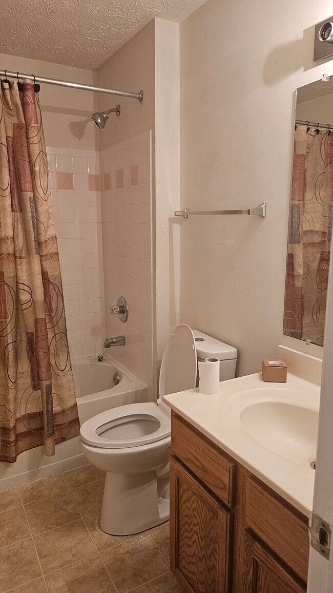 Foto del edificio - 4110 Lavender Ln