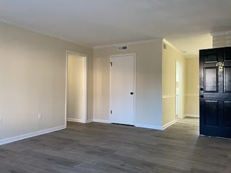 Foto del edificio - 1 Bedroom in Greenville